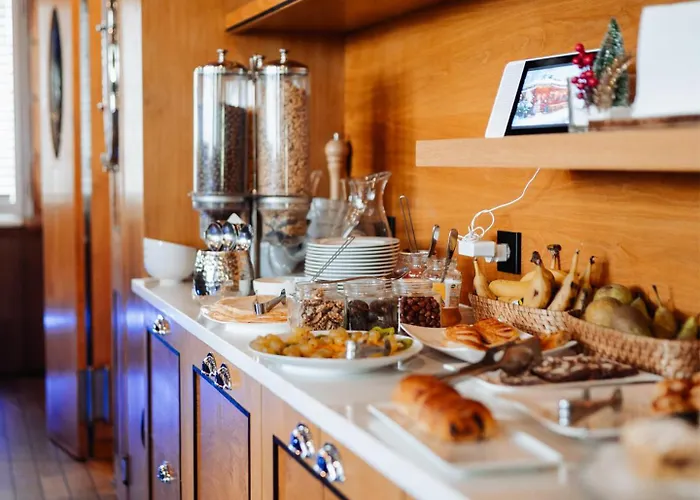 Mala Anglia Deluxe & 4* Sopot