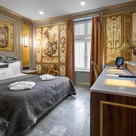 Alojamento de Acomodação e Pequeno-almoço Mala Anglia Deluxe &