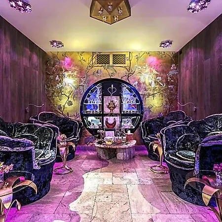 Mala Anglia Deluxe & Oda ve Kahvaltı Sopot